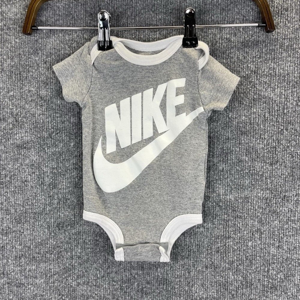 Nike One Piece Romper Baby 0-6M Gray Newborn Bodysuit Three Snap